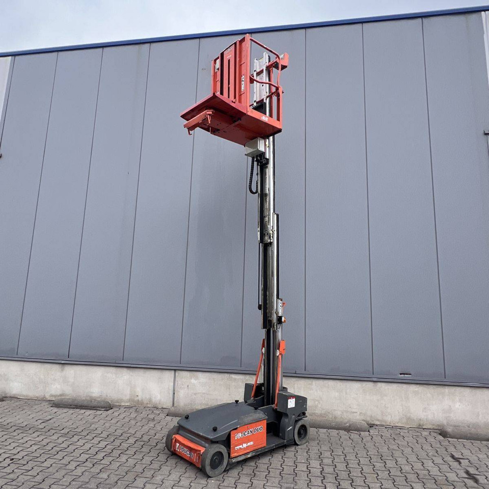 JLG Toucan Duo - Vertical mast lift: picture 1 JLG Toucan Duo - Vertical mast lift: picture 1