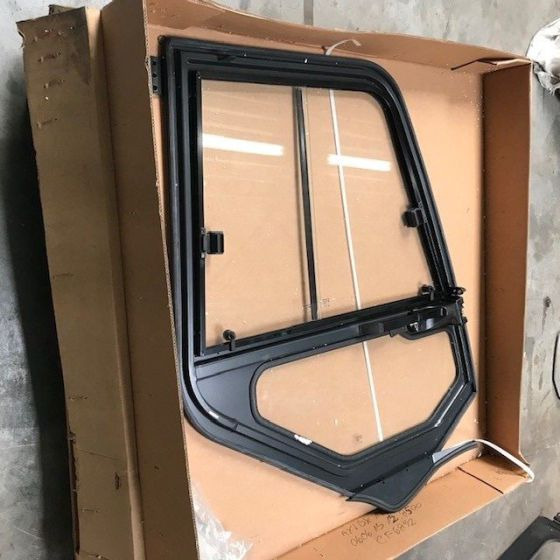 Left door for Komatsu - Door and parts for Material handling equipment: picture 4 Left door for Komatsu - Door and parts for Material handling equipment: picture 4