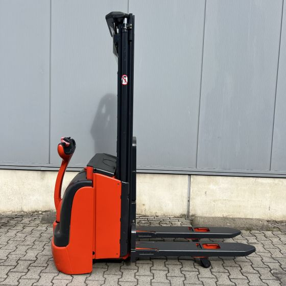 Linde L14i (372) - Stacker: picture 1 Linde L14i (372) - Stacker: picture 1