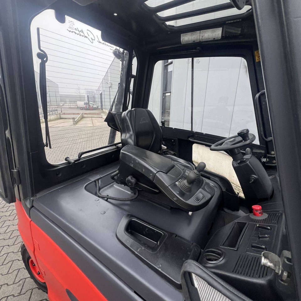 Linde Linde E40/600H (388) - Electric forklift: picture 4 Linde Linde E40/600H (388) - Electric forklift: picture 4