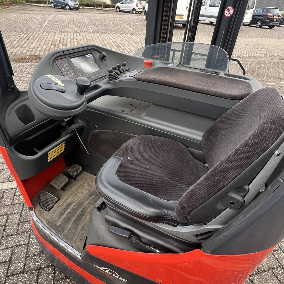Linde R14HD (1120) - Reach truck: picture 4 Linde R14HD (1120) - Reach truck: picture 4