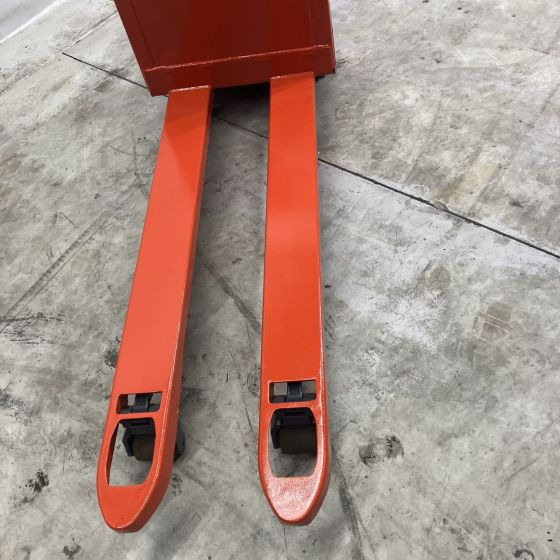 Linde T16 (1152) - Pallet truck: picture 3 Linde T16 (1152) - Pallet truck: picture 3