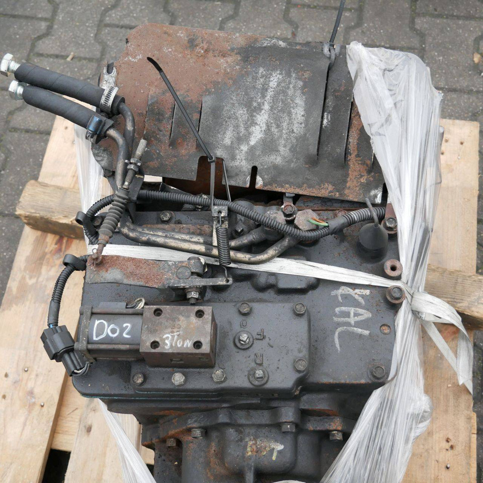 Transmission for Nissan D02 - Transmission for Material handling equipment: picture 3 Transmission for Nissan D02 - Transmission for Material handling equipment: picture 3