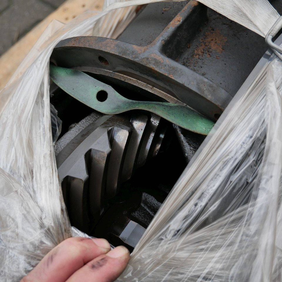 Transmission for Nissan D02 - Transmission for Material handling equipment: picture 2 Transmission for Nissan D02 - Transmission for Material handling equipment: picture 2