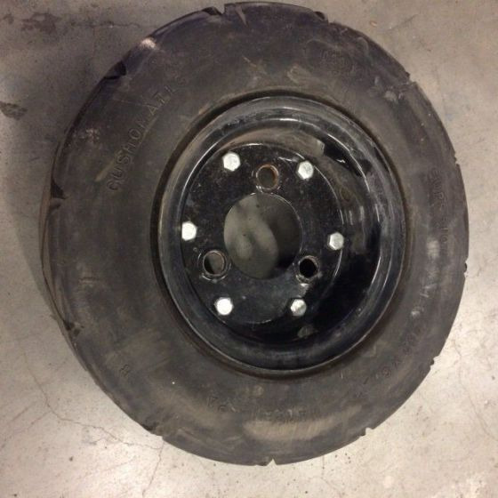 Wheel for Scrubber vacuum cleaner Nilfisk BR 850 - Wheel and tire package for Scrubber dryer: picture 4 Wheel for Scrubber vacuum cleaner Nilfisk BR 850 - Wheel and tire package for Scrubber dryer: picture 4