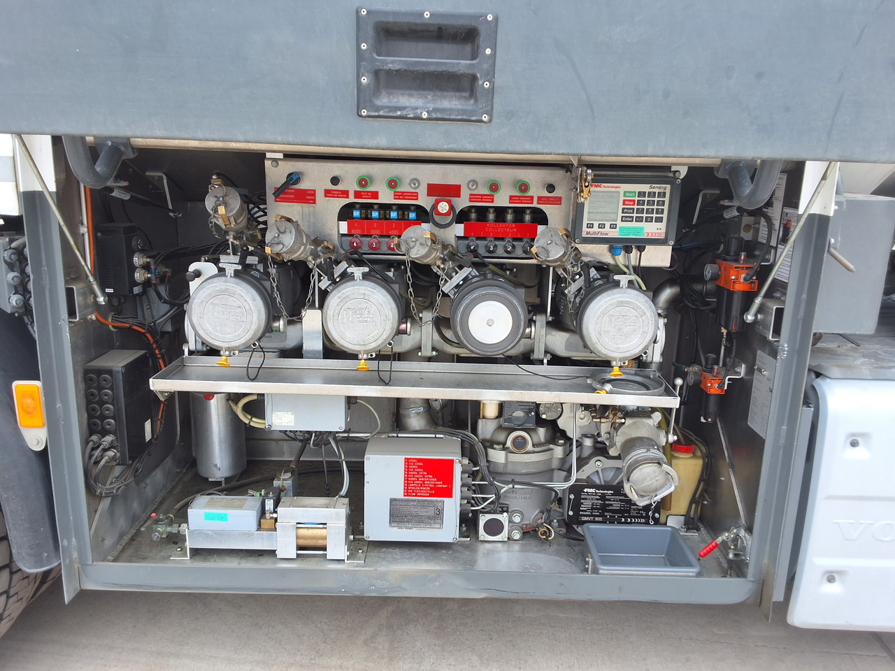 VOLVO FM - Tank truck: picture 5 VOLVO FM - Tank truck: picture 5