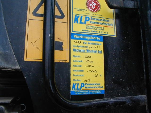 Lease a JCB JS220LCT4 JCB JS220LCT4 JCB JS220LCT4 JCB JS220LCT4: picture 8 Lease a JCB JS220LCT4 JCB JS220LCT4 JCB JS220LCT4 JCB JS220LCT4: picture 8