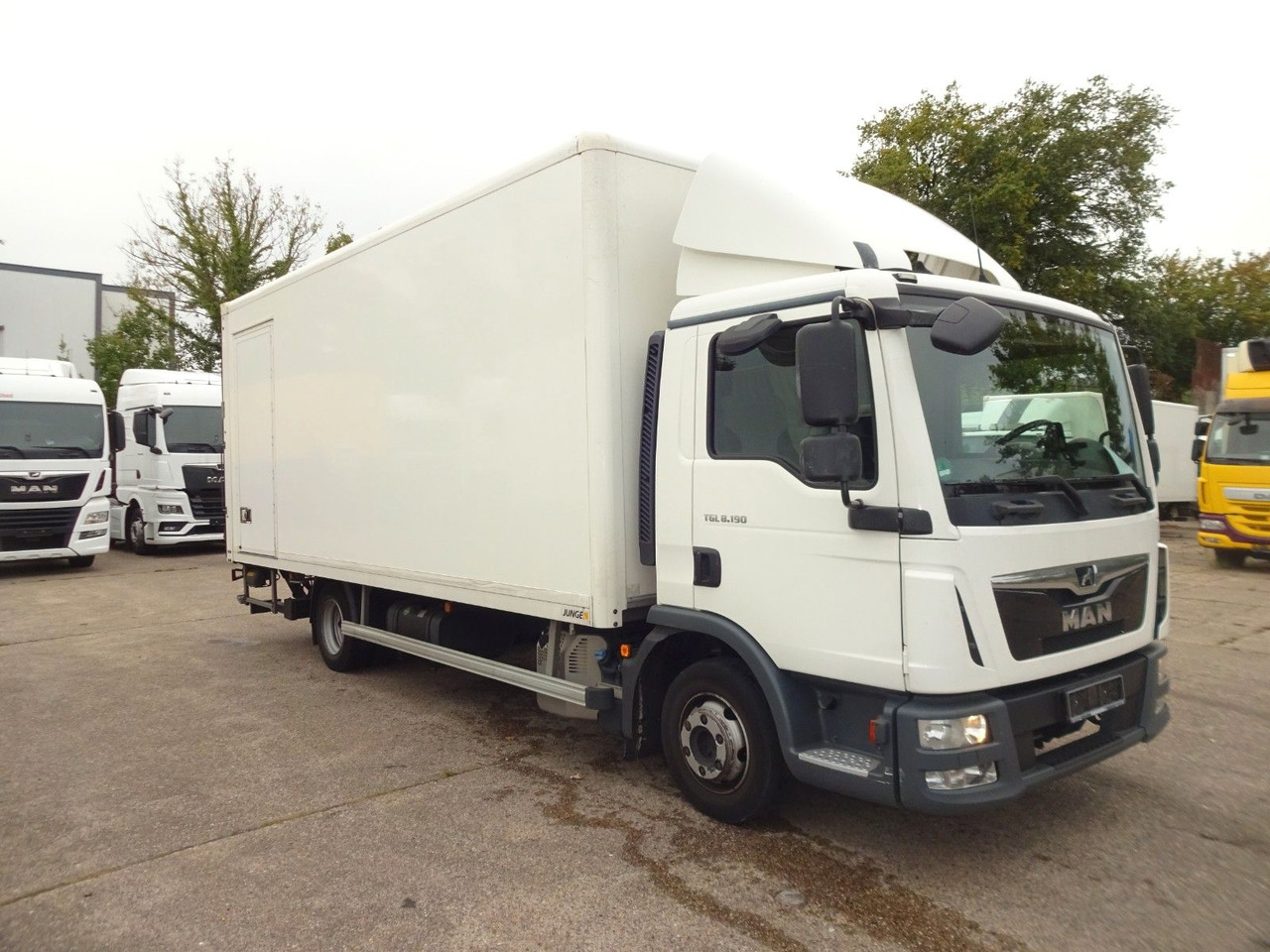 MAN TGL 8.190, LBW, Luft, Tempomat, Standheizung - Box van: picture 3 MAN TGL 8.190, LBW, Luft, Tempomat, Standheizung - Box van: picture 3
