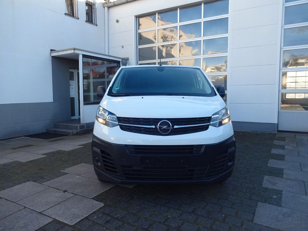 Opel Vivaro Kasten L1H1, Klima, PDC, 50 x - Small van: picture 3 Opel Vivaro Kasten L1H1, Klima, PDC, 50 x - Small van: picture 3