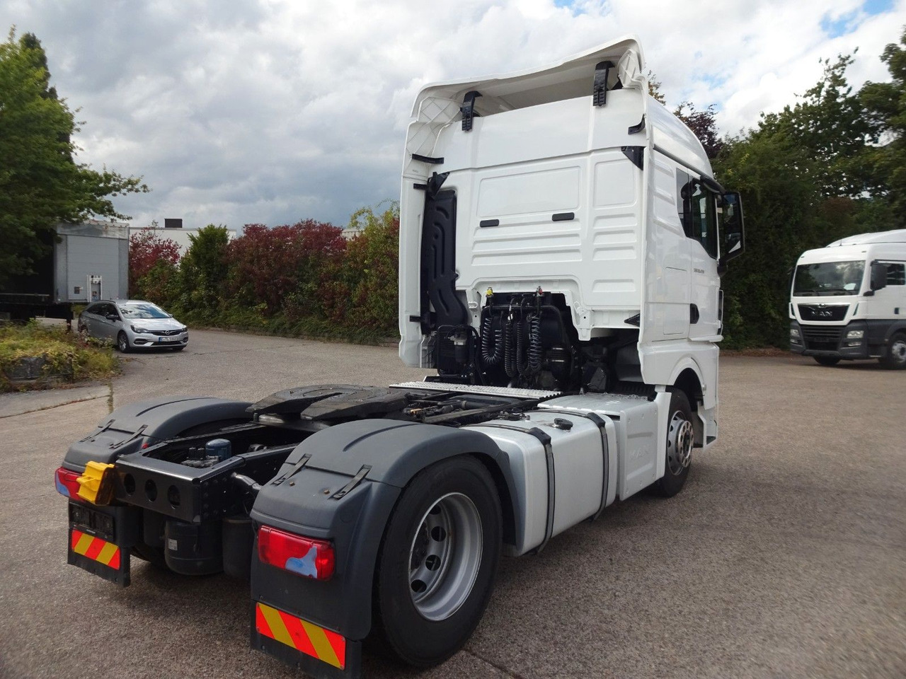 MAN TGX 18.470, XLX, Retarder, ACC, 2 x Tank - Tractor unit: picture 5 MAN TGX 18.470, XLX, Retarder, ACC, 2 x Tank - Tractor unit: picture 5