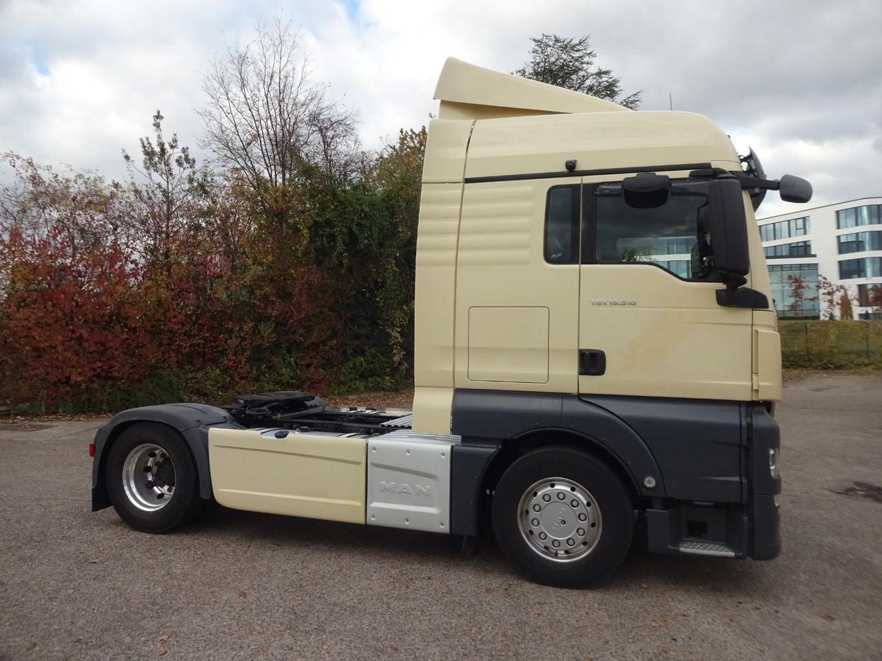 MAN TGX 18.510, XLX, Retarder, ACC, 2 x Tank - Tractor unit: picture 4 MAN TGX 18.510, XLX, Retarder, ACC, 2 x Tank - Tractor unit: picture 4