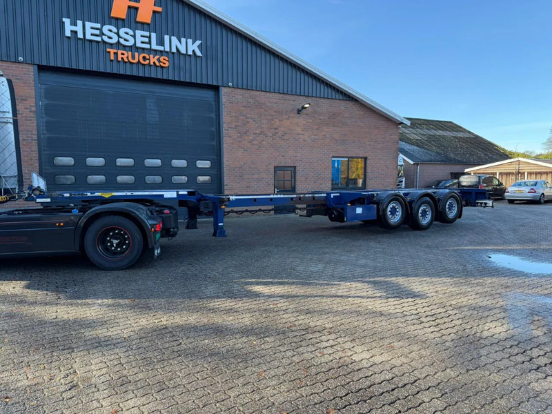 Broshuis 3UCC-39/45 2x20/30/40/45 FT Multi Liftas SAF Schijfremmen APK 08/2026 - Container transporter/ Swap body semi-trailer: picture 2 Broshuis 3UCC-39/45 2x20/30/40/45 FT Multi Liftas SAF Schijfremmen APK 08/2026 - Container transporter/ Swap body semi-trailer: picture 2