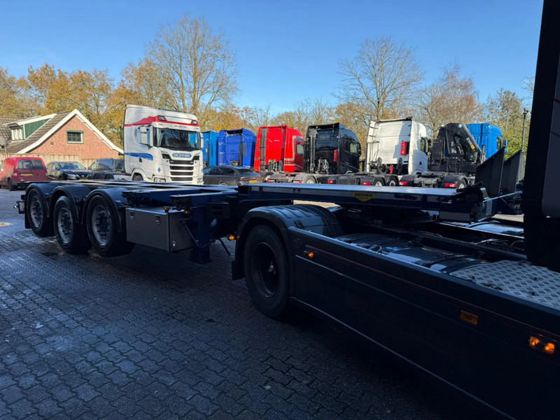 Broshuis 3UCC-39/45 2x20/30/40/45 FT Multi Liftas SAF Schijfremmen APK 08/2026 - Container transporter/ Swap body semi-trailer: picture 5 Broshuis 3UCC-39/45 2x20/30/40/45 FT Multi Liftas SAF Schijfremmen APK 08/2026 - Container transporter/ Swap body semi-trailer: picture 5