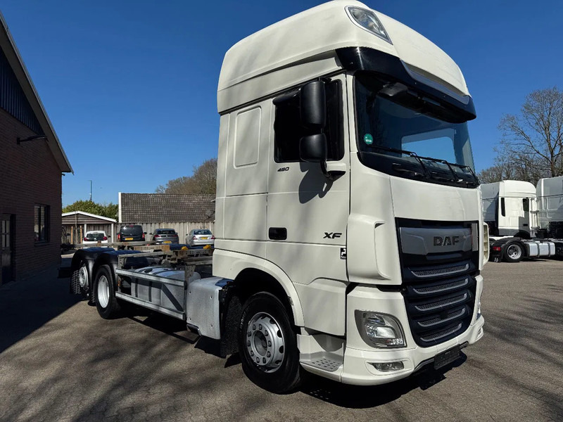 DAF XF 480 6X2 SSC FAR BDF Retarder Top zustand! - Container transporter/ Swap body truck: picture 2 DAF XF 480 6X2 SSC FAR BDF Retarder Top zustand! - Container transporter/ Swap body truck: picture 2