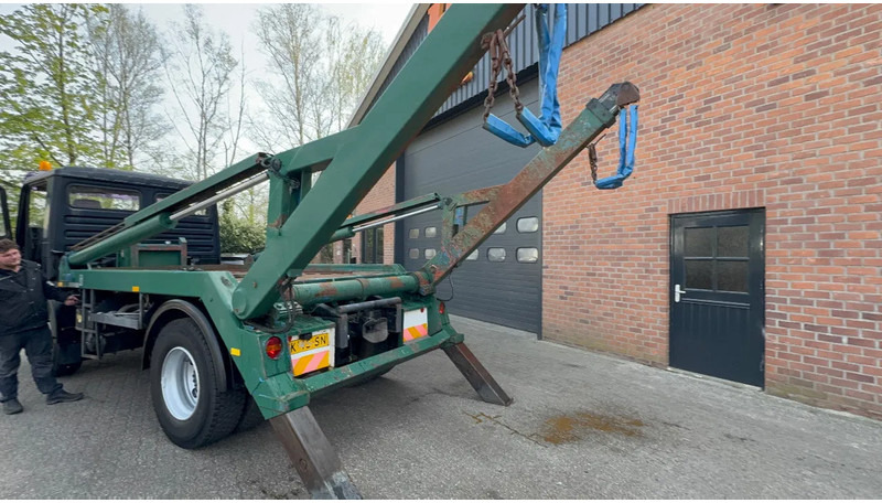 MAN 12.232 F 4X2 Portaalarm 454.090KM NL Truck, Top conditie! - Skip loader truck: picture 3 MAN 12.232 F 4X2 Portaalarm 454.090KM NL Truck, Top conditie! - Skip loader truck: picture 3