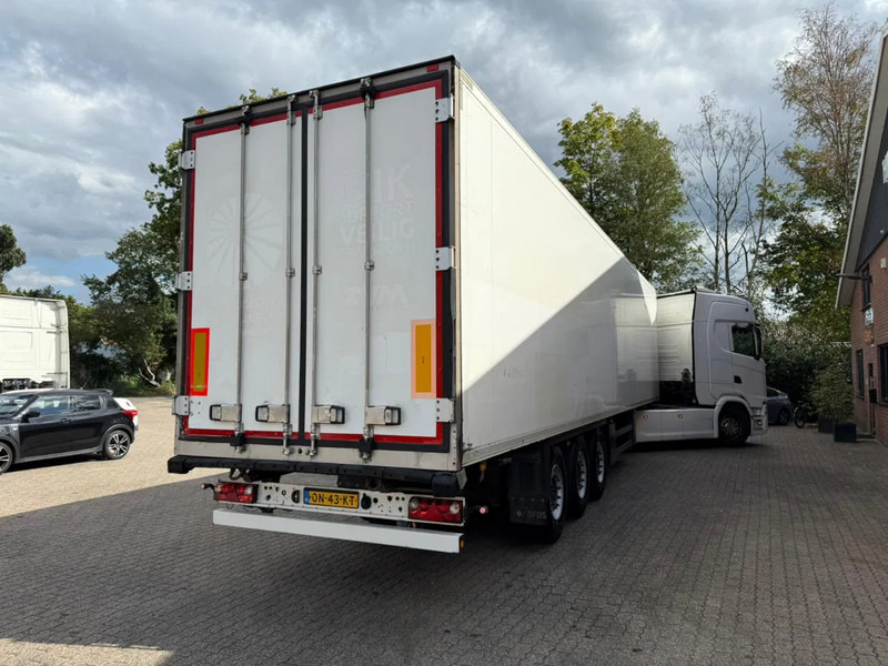 Schmitz Cargobull SKO 24 5x Meatrails Rohrbahnen Fleisch Carrier Vector 1950MT - Isothermal semi-trailer: picture 3 Schmitz Cargobull SKO 24 5x Meatrails Rohrbahnen Fleisch Carrier Vector 1950MT - Isothermal semi-trailer: picture 3