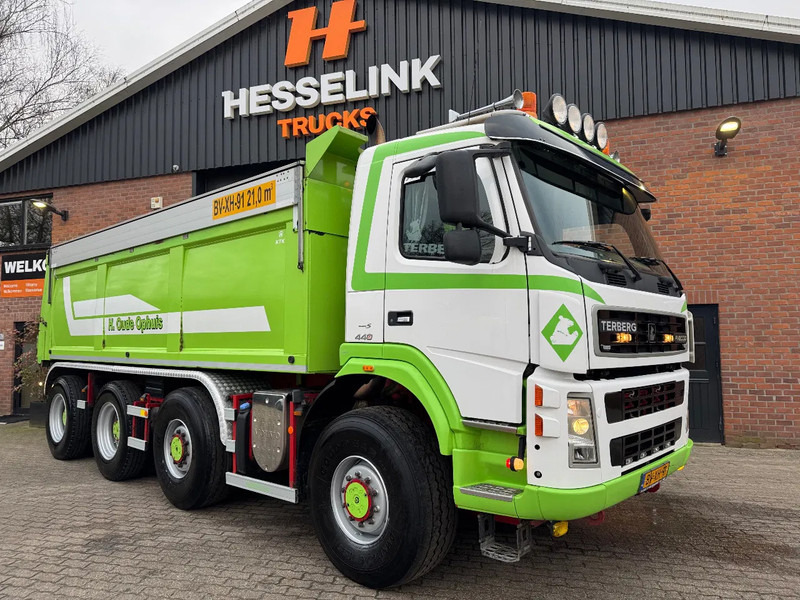 Terberg FM 2000 8X8 21m3 Isolated Hardox Manual gearbox NL truck - Tipper: picture 5 Terberg FM 2000 8X8 21m3 Isolated Hardox Manual gearbox NL truck - Tipper: picture 5