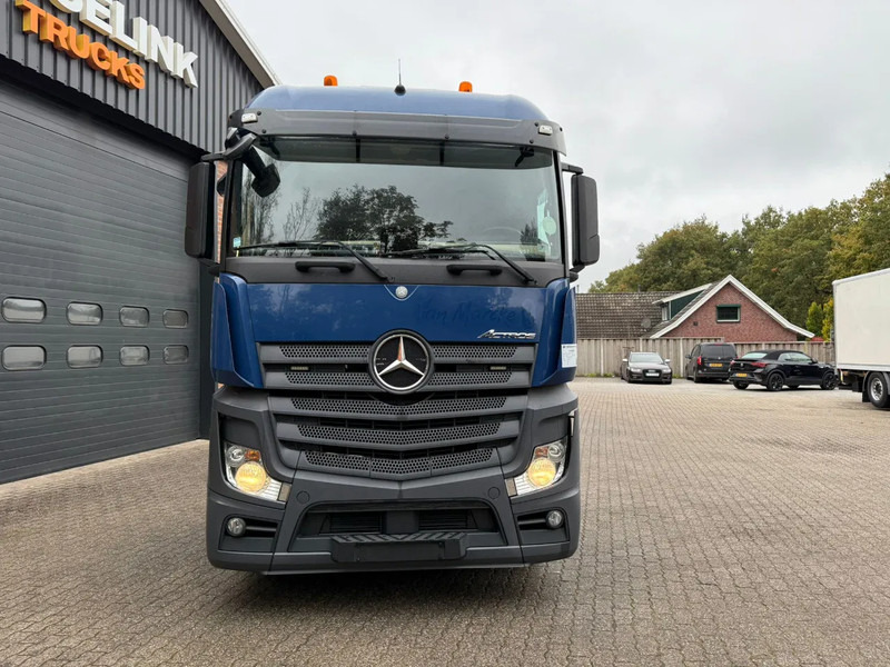 Mercedes-Benz Actros 1940 4x2 Streamspace Spoilers 603.877KM - Tractor unit: picture 4 Mercedes-Benz Actros 1940 4x2 Streamspace Spoilers 603.877KM - Tractor unit: picture 4