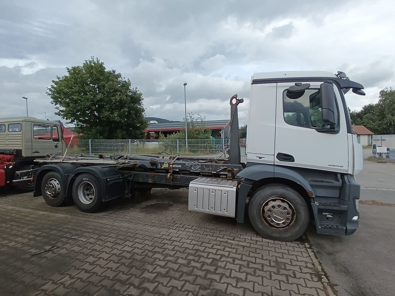 Lease a  Mercedes-Benz 2545 6x2 Lenk/Lift MEILLER RK2070 Luft/Luft Mercedes-Benz 2545 6x2 Lenk/Lift MEILLER RK2070 Luft/Luft: picture 30