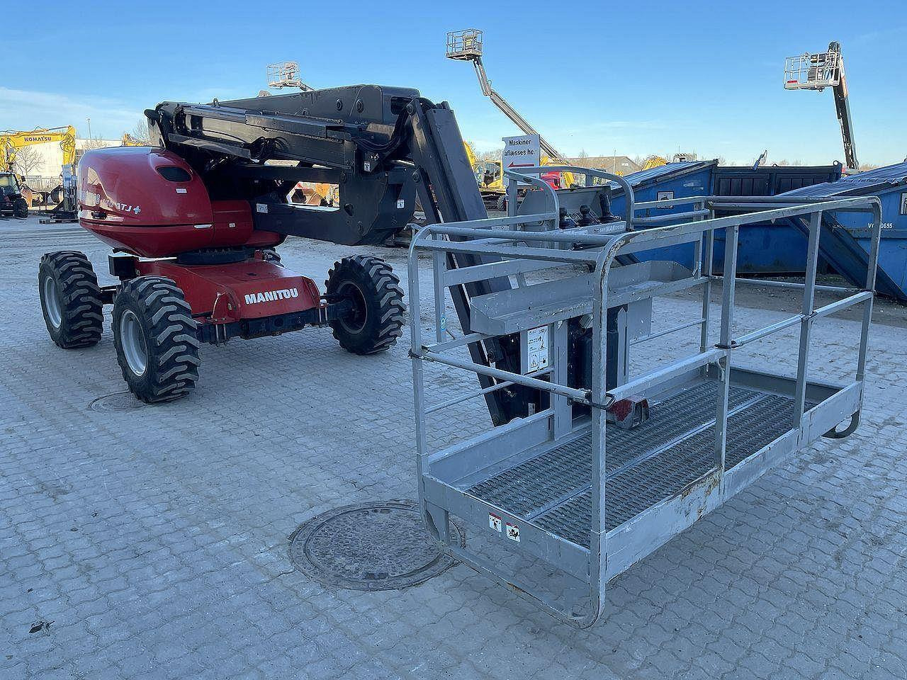 Manitou 160ATJ+ RC - Articulated boom: picture 5 Manitou 160ATJ+ RC - Articulated boom: picture 5