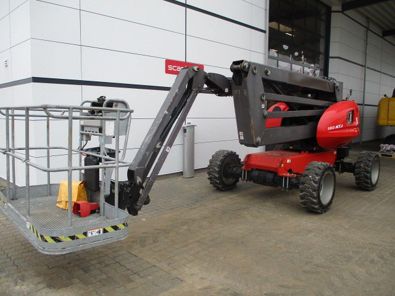 Manitou 160ATJ RC - Articulated boom: picture 5 Manitou 160ATJ RC - Articulated boom: picture 5