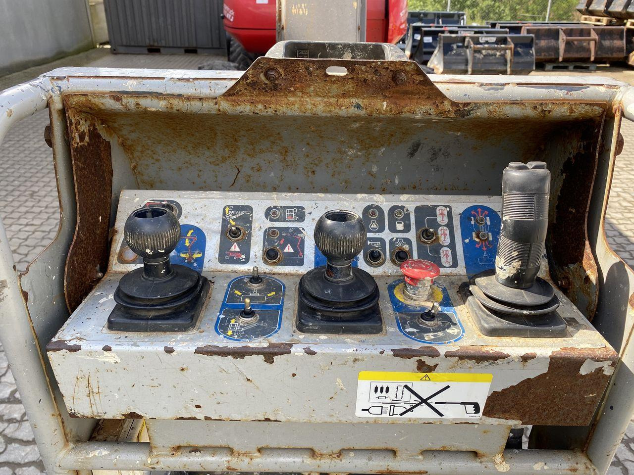 Manitou 200ATJ RC - Articulated boom: picture 3 Manitou 200ATJ RC - Articulated boom: picture 3