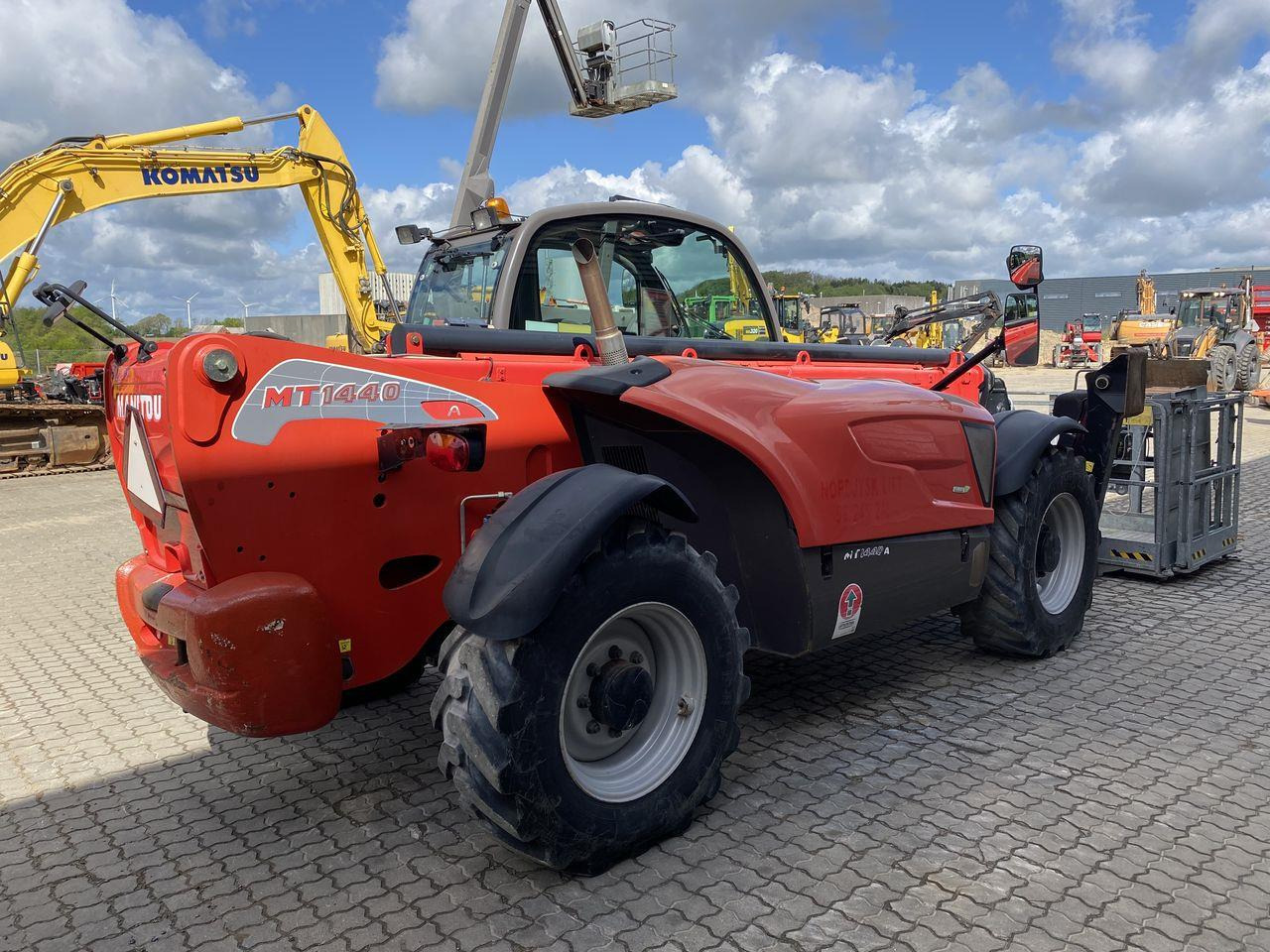 Manitou MT1440A ST3B - Telescopic handler: picture 4 Manitou MT1440A ST3B - Telescopic handler: picture 4