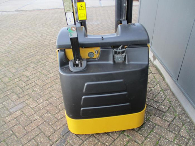 Caterpillar NSP12K1 - Stacker: picture 4 Caterpillar NSP12K1 - Stacker: picture 4