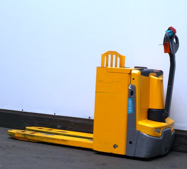 Jungheinrich EJE C20 - Pallet truck: picture 2 Jungheinrich EJE C20 - Pallet truck: picture 2