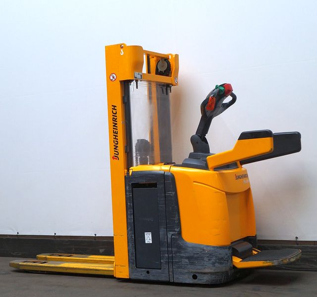 Jungheinrich ERC214z - Stacker: picture 2 Jungheinrich ERC214z - Stacker: picture 2