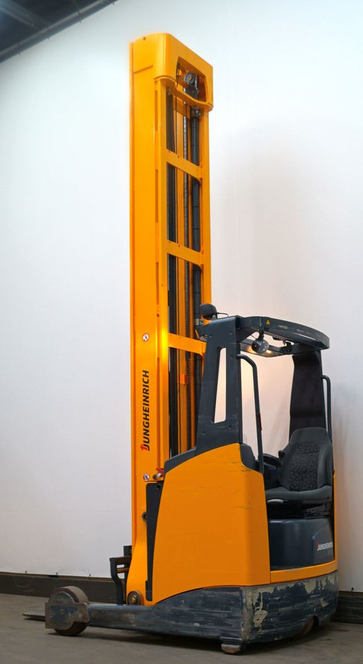 Jungheinrich ETV320 - Reach truck: picture 1 Jungheinrich ETV320 - Reach truck: picture 1
