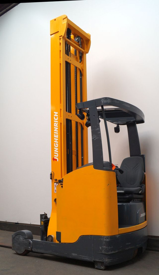 Jungheinrich ETV320 - Reach truck: picture 1 Jungheinrich ETV320 - Reach truck: picture 1