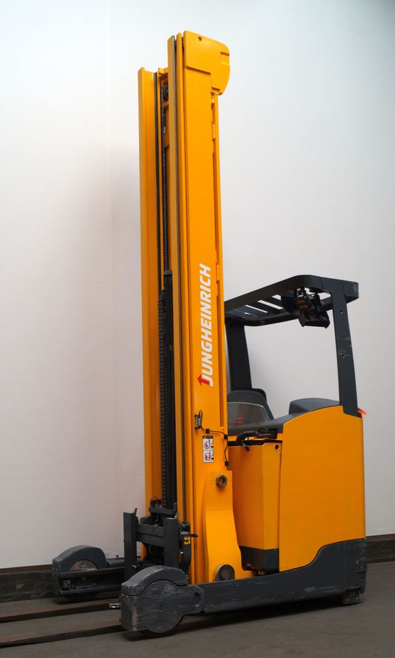 Jungheinrich ETV320 - Reach truck: picture 2 Jungheinrich ETV320 - Reach truck: picture 2