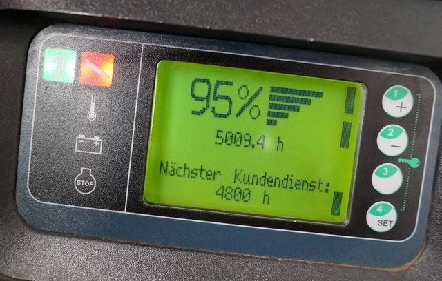 Linde L12AP - Stacker: picture 5 Linde L12AP - Stacker: picture 5