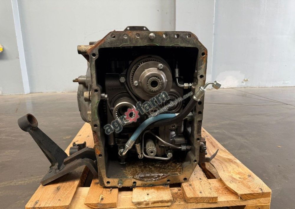 Skrzynia biegów Fendt 209 Vario S3 - Gearbox: picture 2 Skrzynia biegów Fendt 209 Vario S3 - Gearbox: picture 2