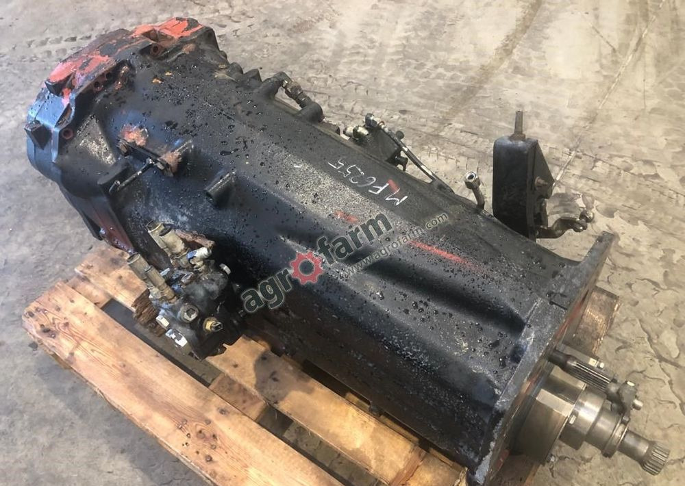 Skrzynia biegów Massey Ferguson 6255 461B7 - Gearbox: picture 4 Skrzynia biegów Massey Ferguson 6255 461B7 - Gearbox: picture 4