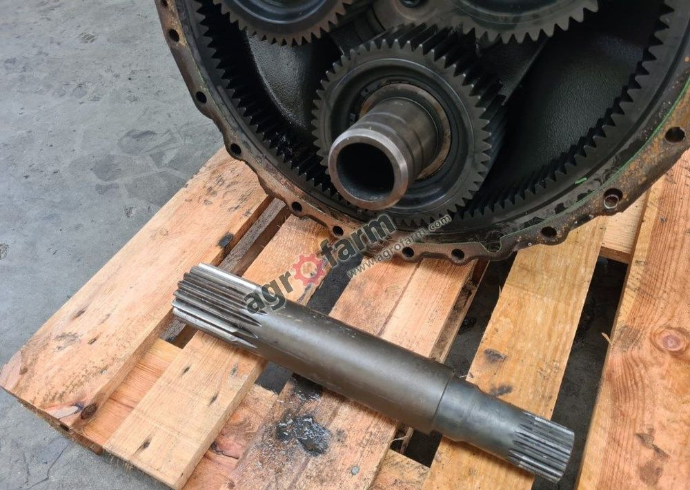 ZWOLNICA FENDT 824 VARIO SCR 934152150232 - Transmission: picture 3 ZWOLNICA FENDT 824 VARIO SCR 934152150232 - Transmission: picture 3