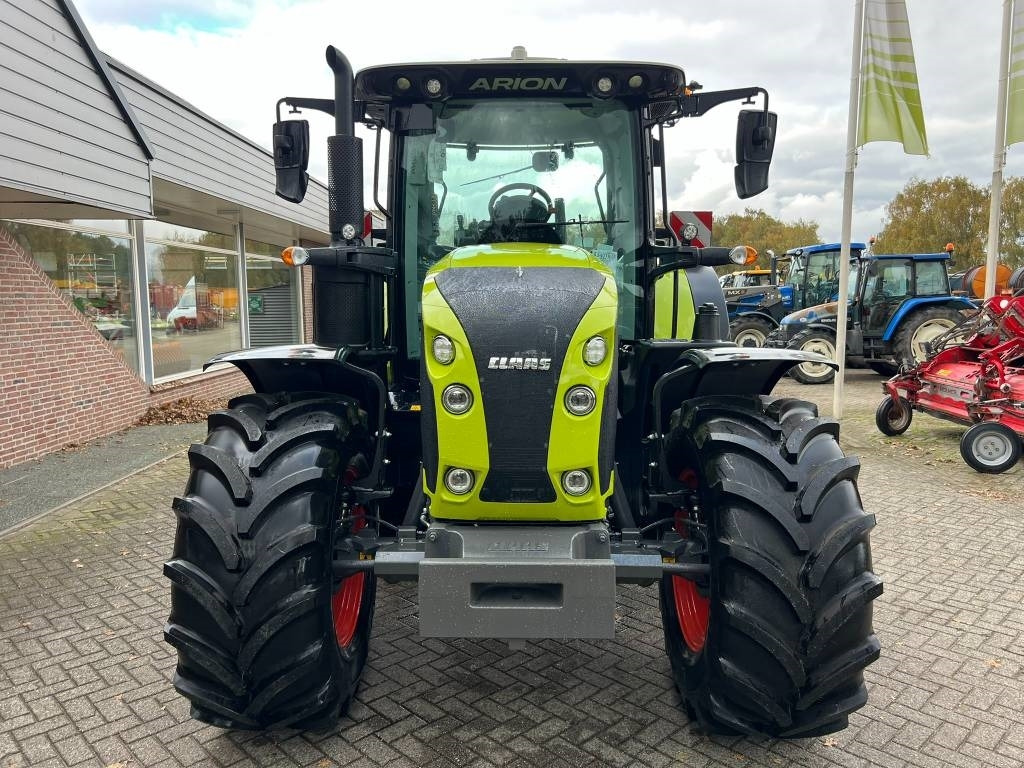 Farm tractor Claas Arion 530 CIS+: picture 8