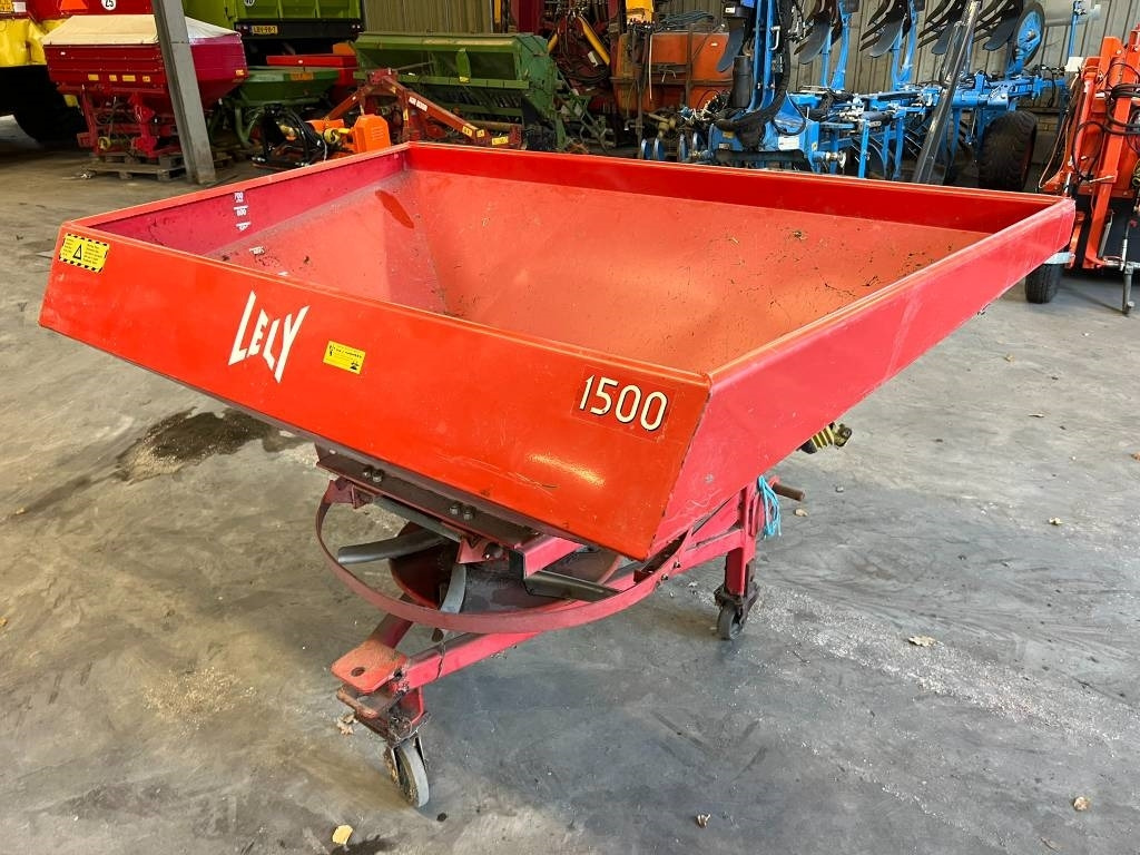 Lely 1500 kunstmest strooier - Fertilizer spreader: picture 3 Lely 1500 kunstmest strooier - Fertilizer spreader: picture 3