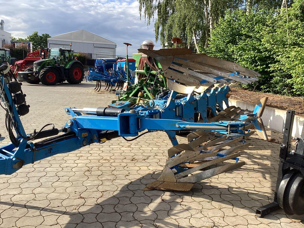 Lemken Diamant 11 V 5+1 L100 - Plow: picture 2 Lemken Diamant 11 V 5+1 L100 - Plow: picture 2