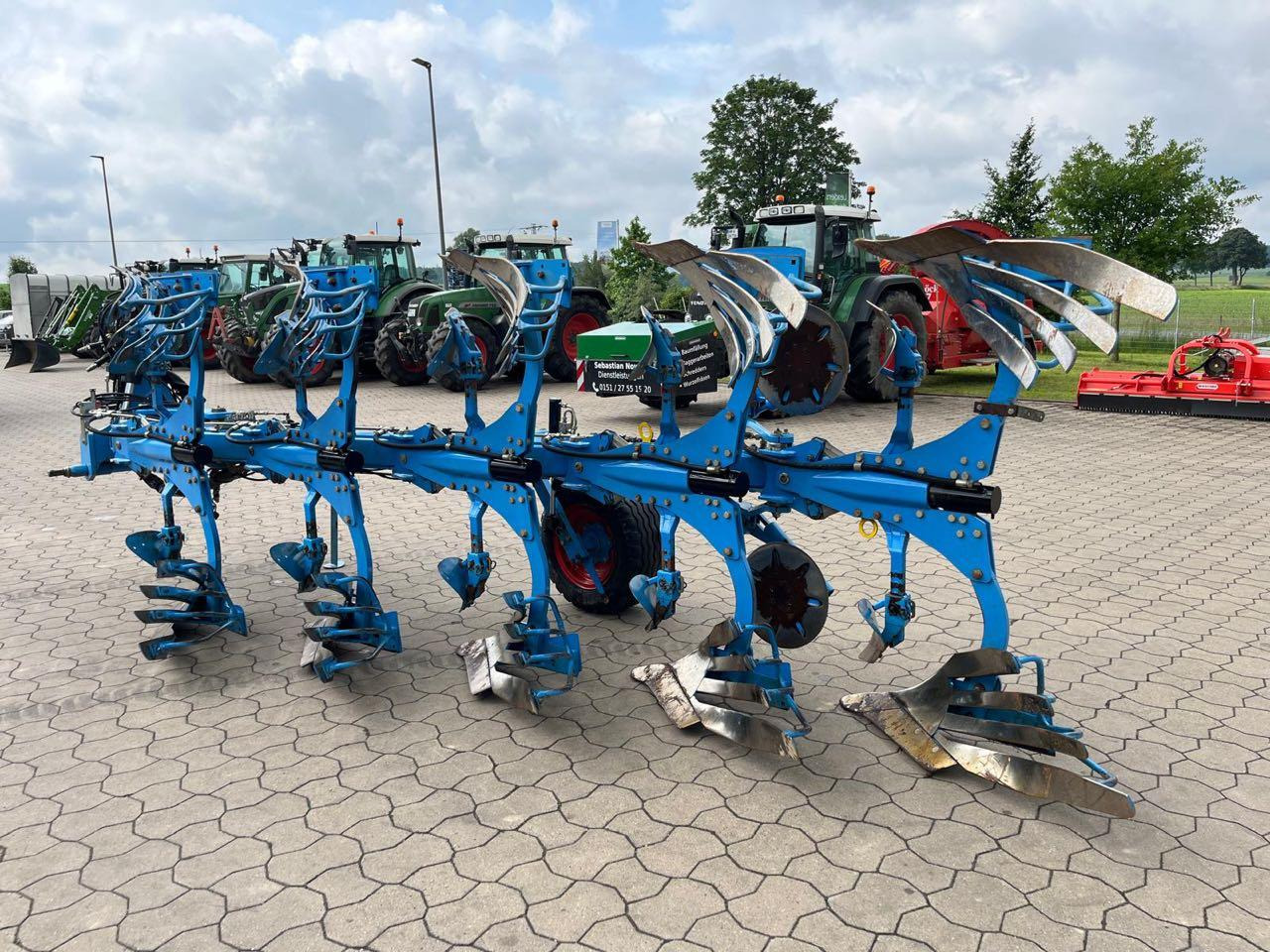 Lemken Juwel 8 V T 5 L 90 TurnControl - Plow: picture 4 Lemken Juwel 8 V T 5 L 90 TurnControl - Plow: picture 4