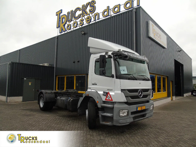 Mercedes-Benz Axor 1824 + EURO 5 + 18T + ENGINE HYDROLIC SYSTEM - Cab chassis truck: picture 1 Mercedes-Benz Axor 1824 + EURO 5 + 18T + ENGINE HYDROLIC SYSTEM - Cab chassis truck: picture 1