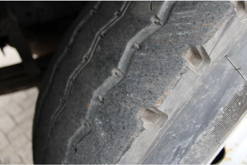 Tractor unit MAN F 26.364 + 6X4 + BIG AXLE + EURO 2 + MANUAL: picture 12 Tractor unit MAN F 26.364 + 6X4 + BIG AXLE + EURO 2 + MANUAL: picture 12