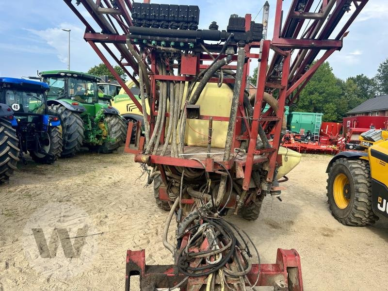 Hardi Commander 2600 - Trailed sprayer: picture 3 Hardi Commander 2600 - Trailed sprayer: picture 3