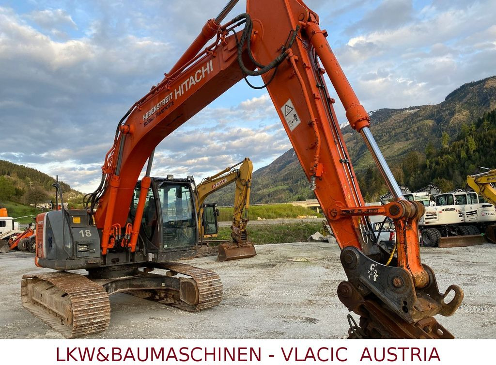 Hitachi ZX 225 USLC-3 - Crawler excavator: picture 1 Hitachi ZX 225 USLC-3 - Crawler excavator: picture 1