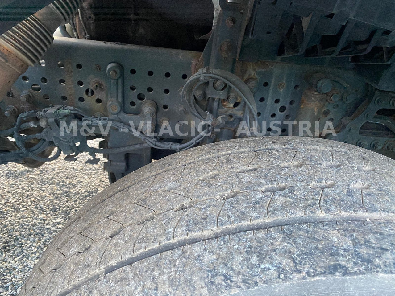 Container transporter/ Swap body truck Mercedes-Benz 2542: picture 11 Container transporter/ Swap body truck Mercedes-Benz 2542: picture 11