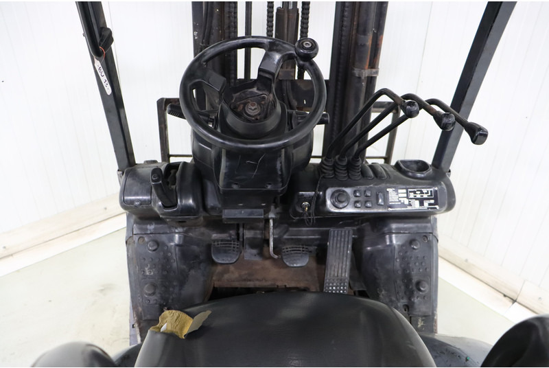 Komatsu FD18T-20 - Diesel forklift: picture 2 Komatsu FD18T-20 - Diesel forklift: picture 2