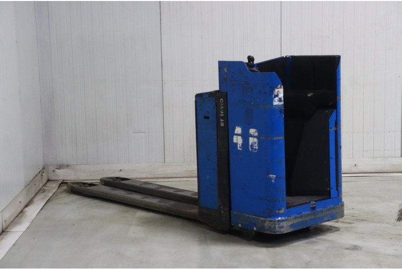 Toyota LSE200 - Order picker: picture 5 Toyota LSE200 - Order picker: picture 5