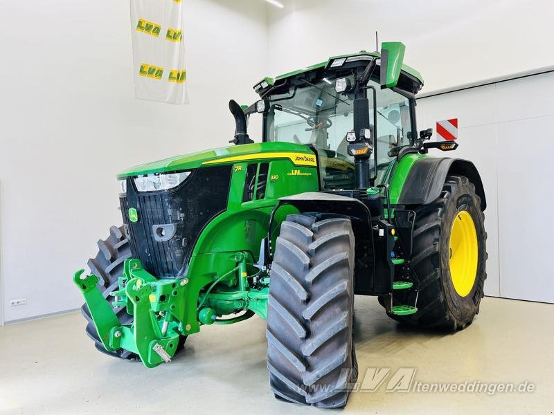 John Deere 7R 330 - Farm tractor: picture 1 John Deere 7R 330 - Farm tractor: picture 1