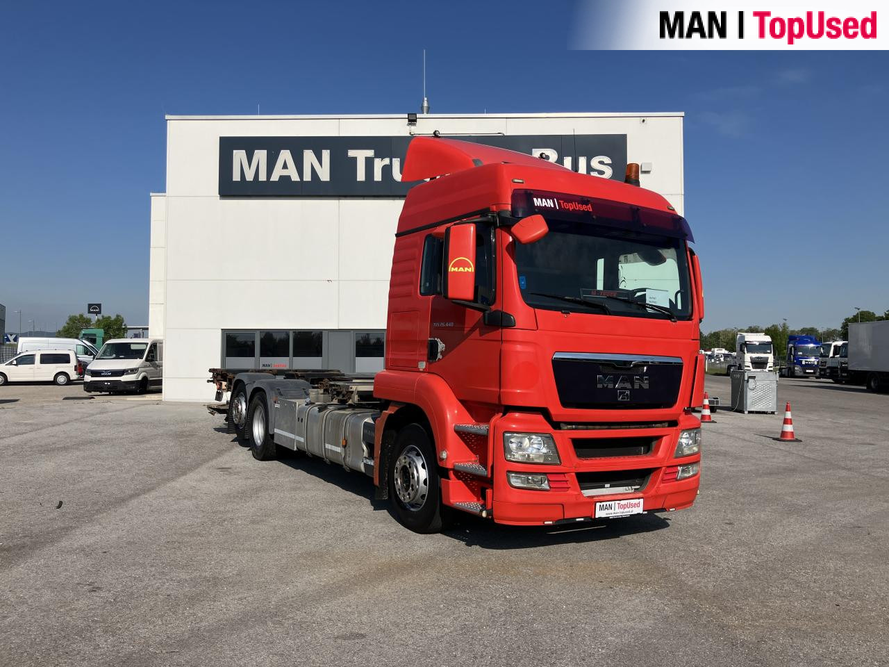 MAN TGS 26.440 6X2-2 LL - Container transporter/ Swap body truck: picture 1 MAN TGS 26.440 6X2-2 LL - Container transporter/ Swap body truck: picture 1